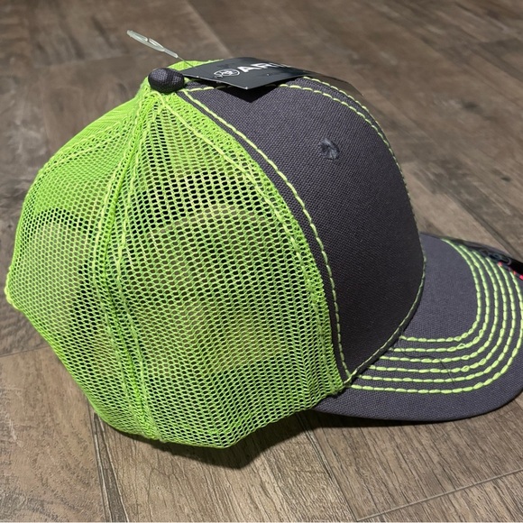 Ariat Jim Cap, snap back, canvas,mesh 6 vent panel, Embroidered logo - Picture 5 of 10